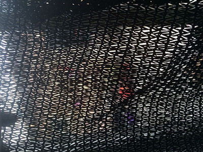 沙石料場(chǎng)防塵苫蓋網(wǎng)選擇指南 聚焦承德文安縣廠家針織密度與廊坊振起制品商機(jī)